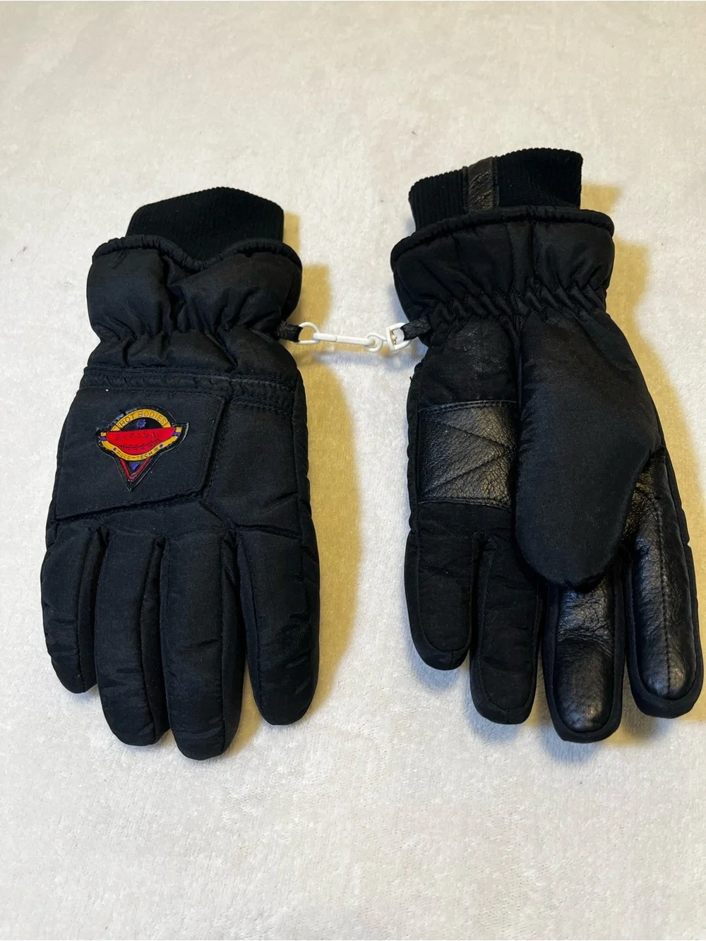 Hot Bodies Saranac Women’s Insulated Winter Ski Gloves – Black – Size Large